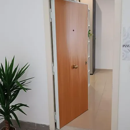 Centrum - Privato Nel Centro Storico Di 아파트 *